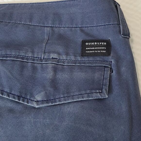 Quicksilver Men's Amphibians Blue Shorts, size 38 - Picture 5 of 7